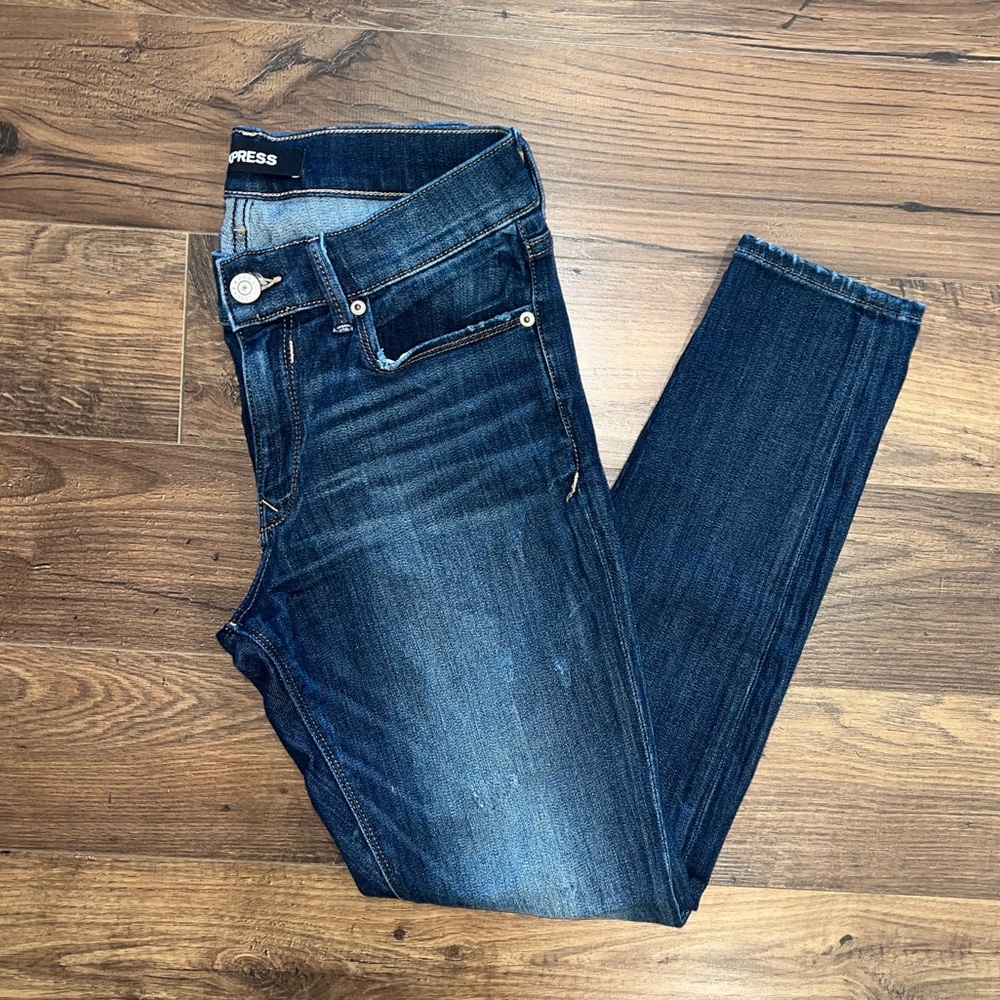 Express Women's Dark Blue Skinny Jeans